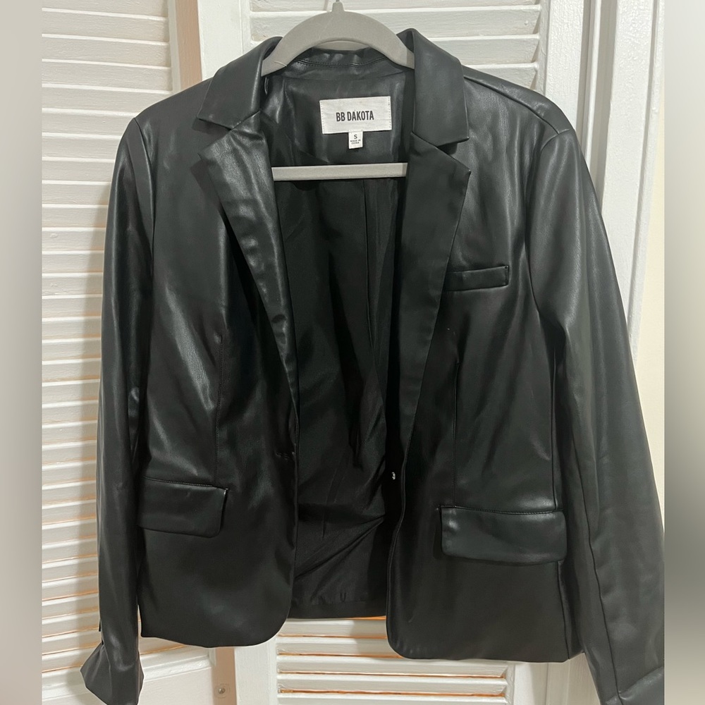 BB Dakota Faux Leather Blazer Size Small